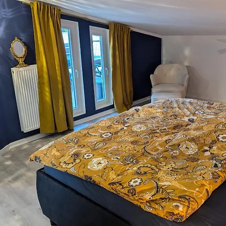 Apartment Designerfleck